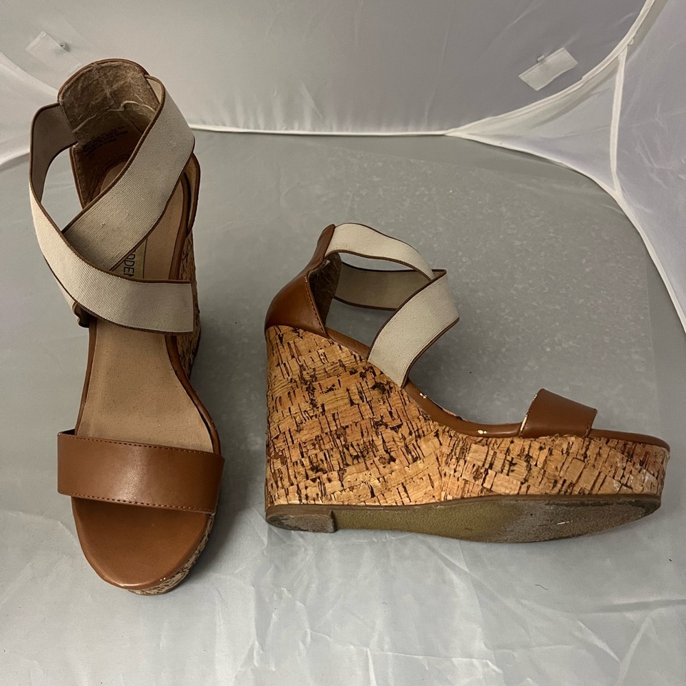 Steve Madden Brown and Cream Wedge Shoes
